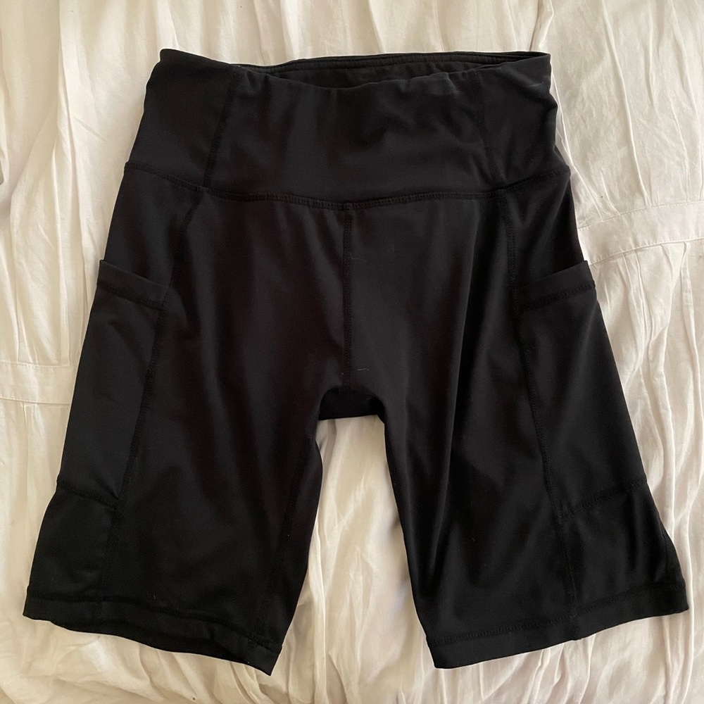 Bayleaf women’s black biker shorts size small